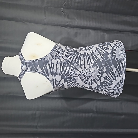 T back printed athletic tank - Picture 6 of 6